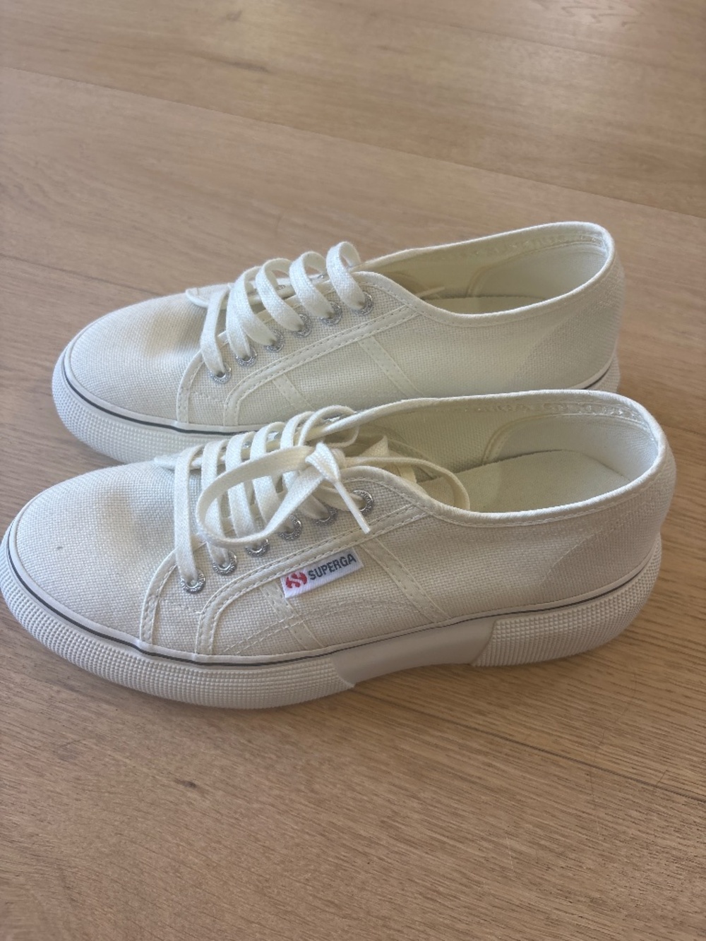 Off-white Platform Superga, size 39